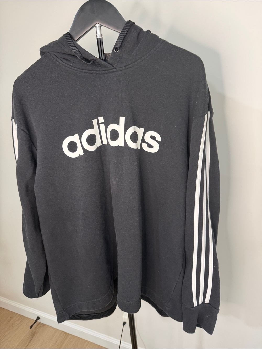 Crew Neck Hoodie-style Sweatshirt